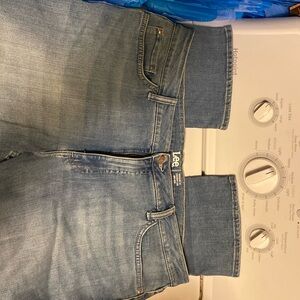 Lee Regular fit, straight leg, mid rise size 20P Jeans